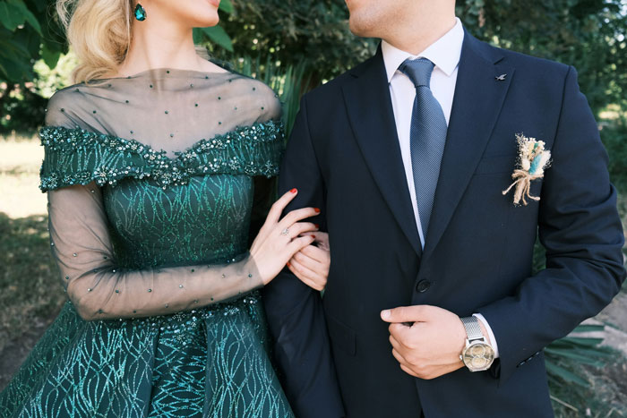 34 Women Who Married Rich Share What That’s Been Like