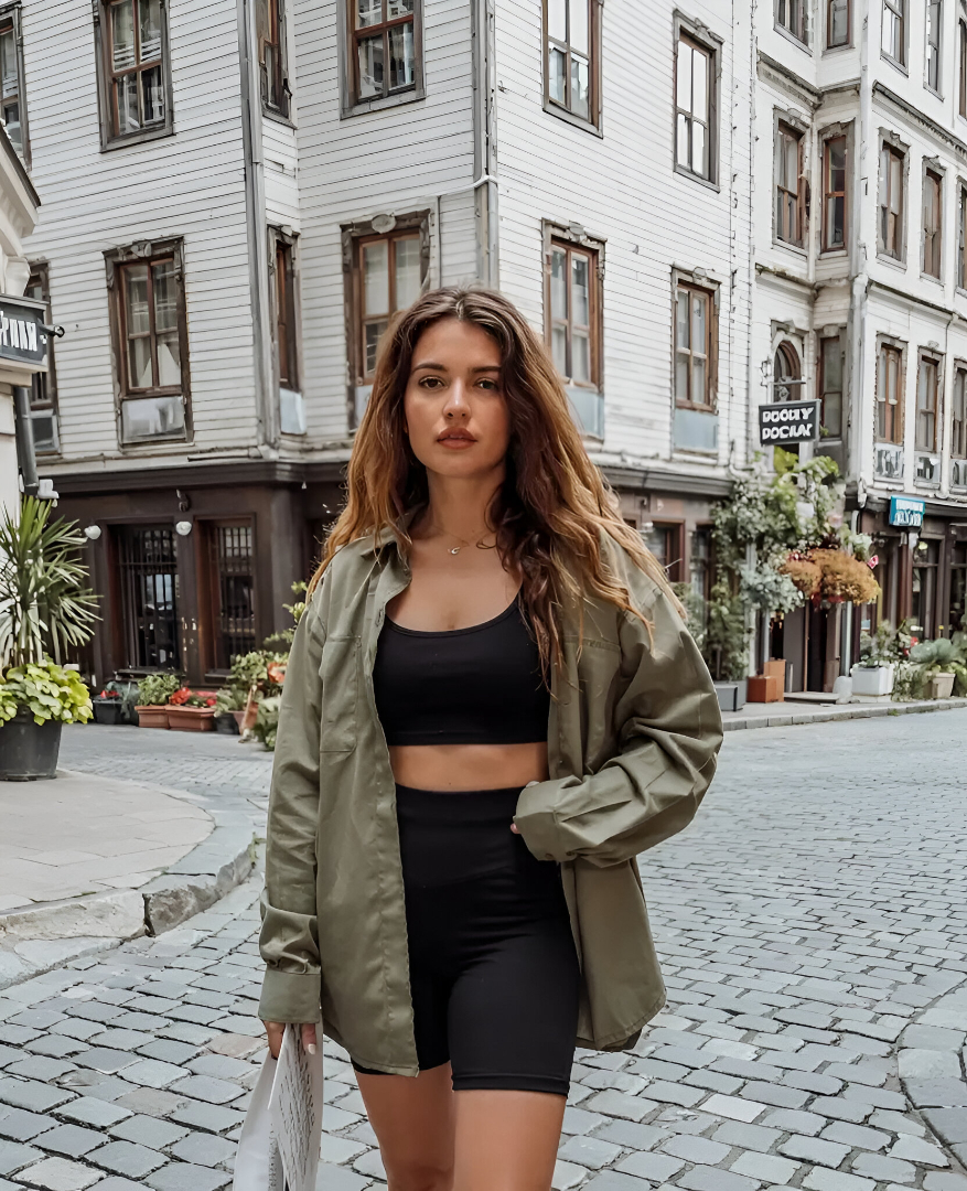 Off-Duty Energy With a Dash of Grit
