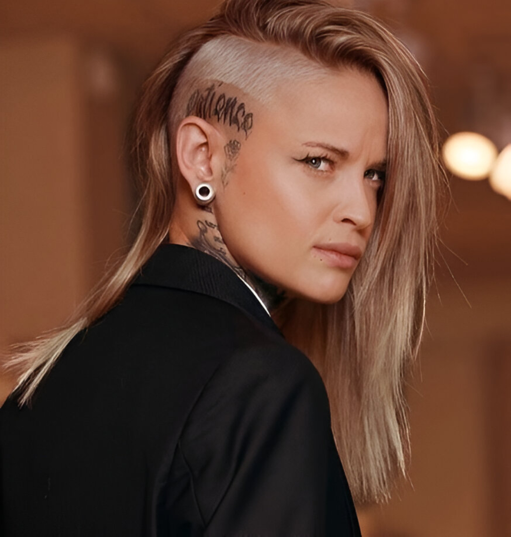 Edgy Long Hair with Undercut and Textured Waves